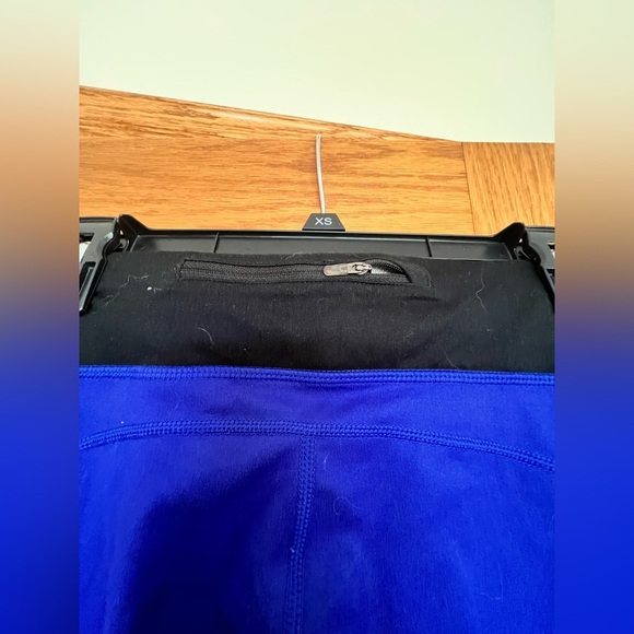 Nike - Dri-Fit Capri Leggings - Picture 7 of 7